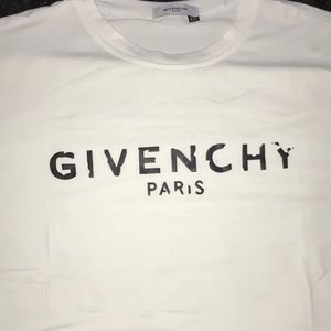 Givenchy T Shirt